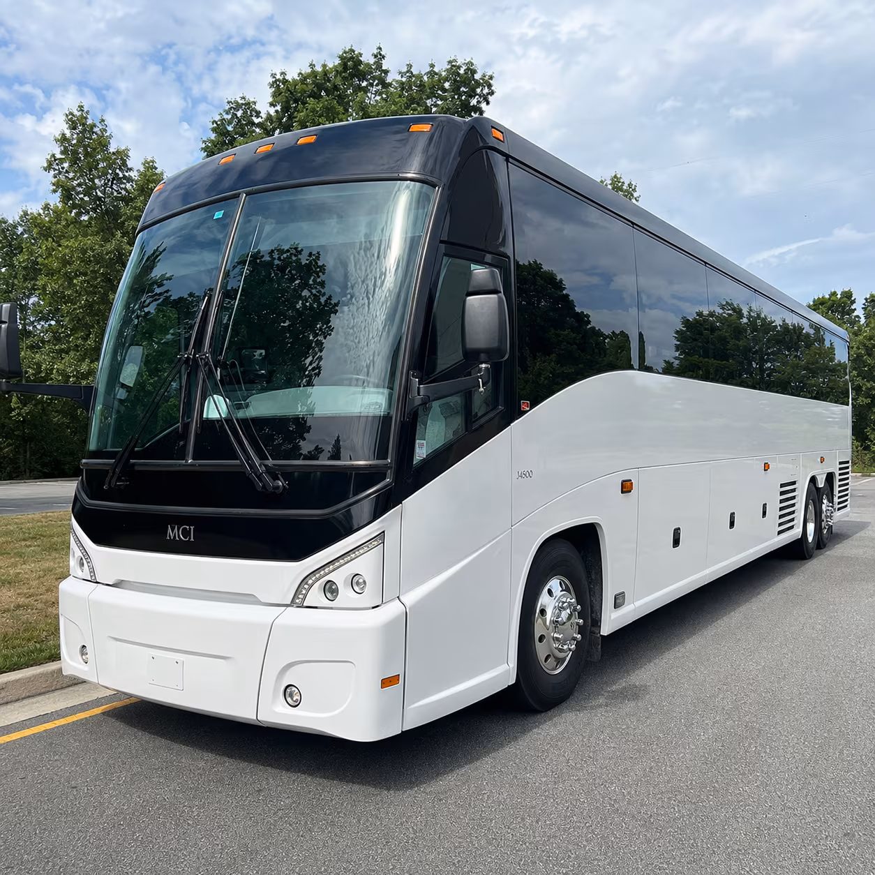 employee shuttle service along the commerce and montebello corridors