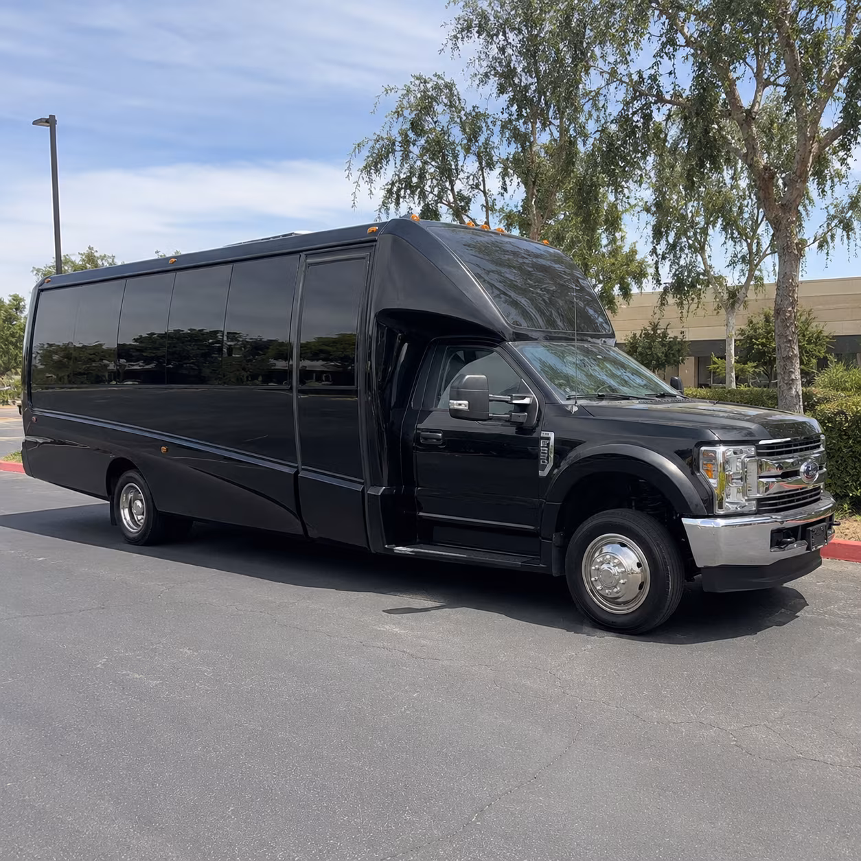 party buses and minibuses for temecula winery hopping along rancho california road